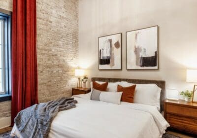 1-King Bed, Murphy Bed, Queen Sofa Bed Sleeps 6